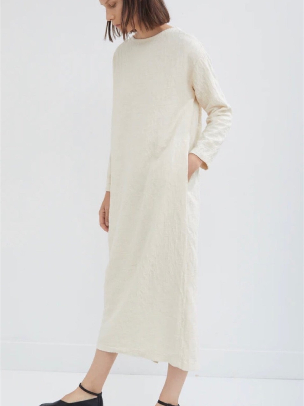 Black Crane jacard textured Cream Maxi Dress with Long Sleeves xs